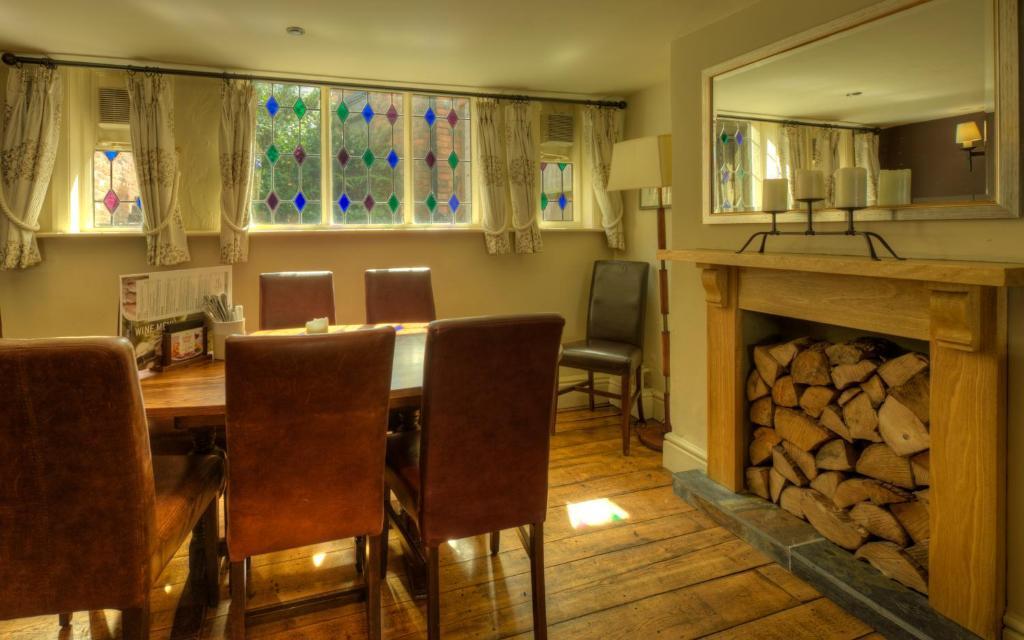 Dog & Partridge By Chef & Brewer Collection Hotel Tutbury Bagian luar foto